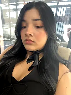 EmmaBlossom online show from 10-16-25, 06:31