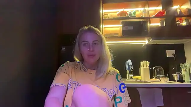 Miravynn online show from 02-20-26, 04:51