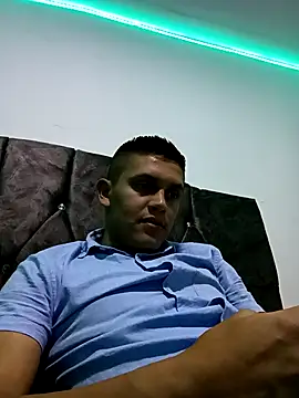 three2003 online show from 10-07-25, 12:30