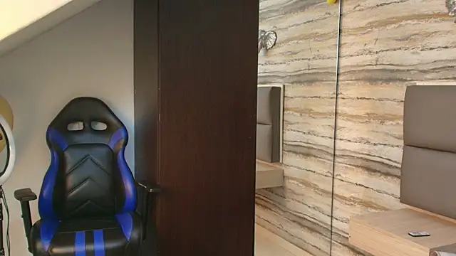 Lovers 21 online show from 01-11-26, 03:11