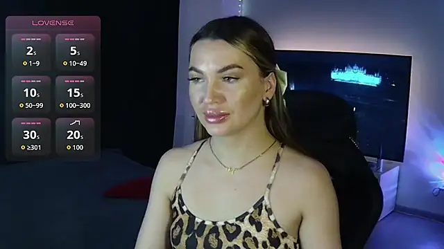 MissMaya   online show from 10-03-25, 07:55
