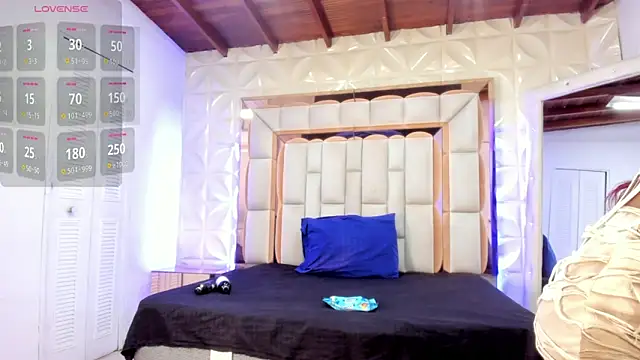 Snapshot of Sarah_Adamss chatting on 03-21-26, 12:32 Sarah Adamss online show from 03-21-26, 12:32