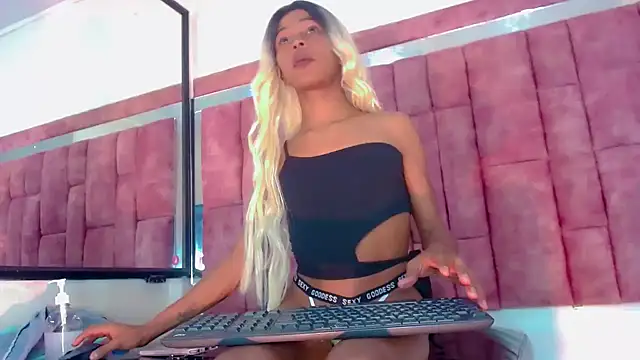 katherine x1 online show from 11-30-25, 04:16