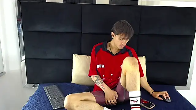 Jerom xx online show from 10-20-25, 07:36