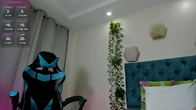 violett  rousee online show from 10-07-25, 02:14