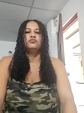 MEYBELLATINA online show from 02-06-26, 10:35