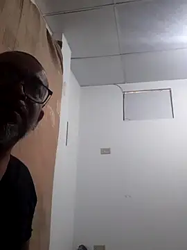 ANTHONYHOTT69 online show from 11-08-25, 09:02