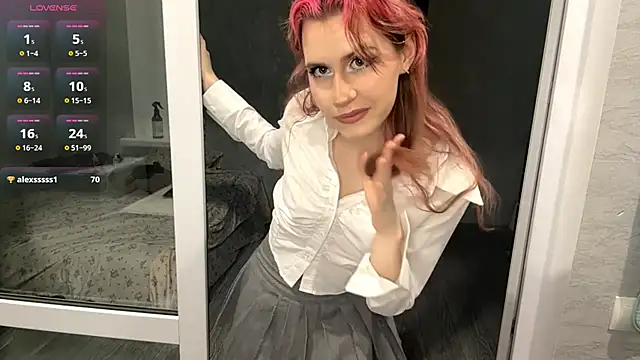 Snapshot of FawnDubler chatting on 10-30-25, 05:35 FawnDubler online show from 10-30-25, 05:35