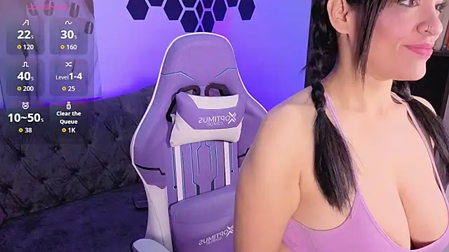 Angelina  Smith online show from 11-07-25, 08:20