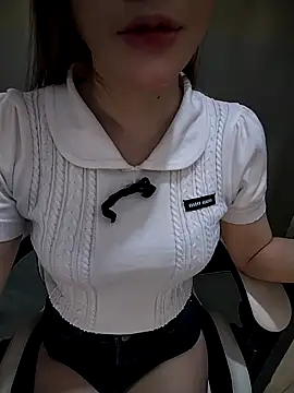 Snapshot of Quynhbabysexy chatting on 02-04-26, 06:52 Quynhbabysexy online show from 02-04-26, 06:52