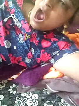 navyasree143 online show from 11-29-25, 04:59