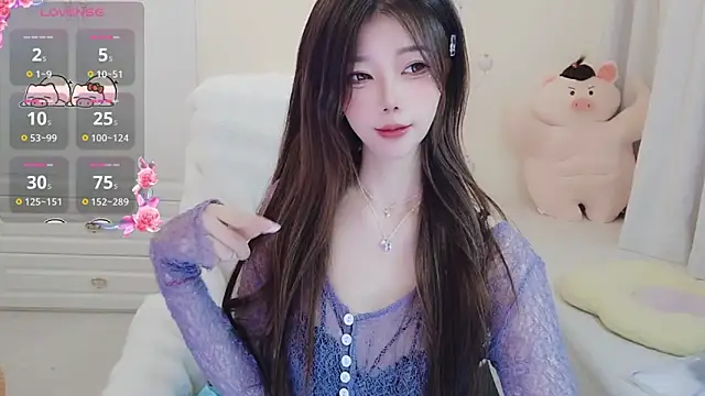 Snapshot of Coco-Di chatting on 11-27-25, 01:40 Coco-Di online show from 11-27-25, 01:40