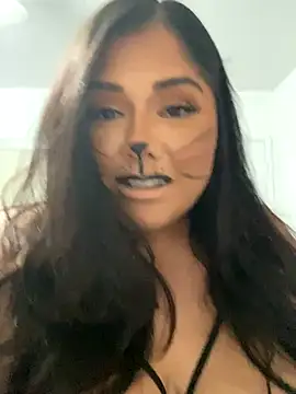 Snapshot of pmonie chatting on 10-26-25, 09:15 pmonie online show from 10-26-25, 09:15