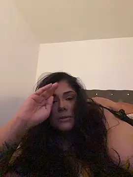 Snapshot of pmonie chatting on 11-17-25, 06:41 pmonie online show from 11-17-25, 06:41