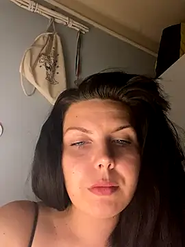 Snapshot of Sofiaprincesspussy chatting on 10-18-25, 07:14 Sofiaprincesspussy online show from 10-18-25, 07:14