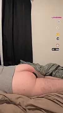 Snapshot of bear8t chatting on 11-11-25, 09:53 bear8t online show from 11-11-25, 09:53