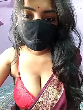 Queen Shanayaa online show from 09-26-25, 04:11