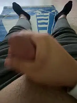 Snapshot of 0Mid00 chatting on 10-15-25, 07:30 0Mid00 online show from 10-15-25, 07:30