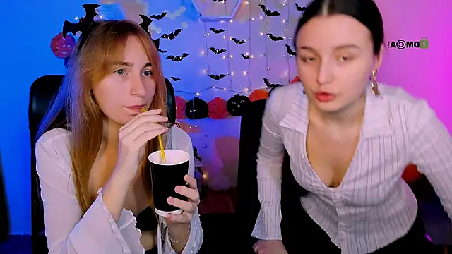 leslie bird online show from 10-30-25, 11:11