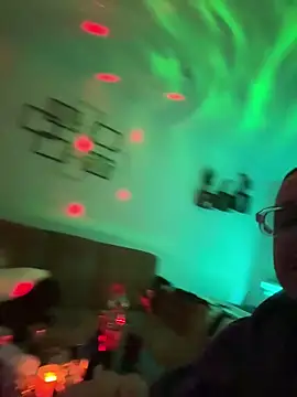 Zakmaro online show from 12-17-25, 03:40