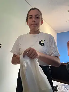 larj021bb online show from 04-16-26, 01:01