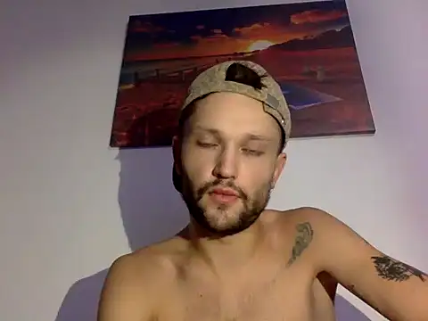 Snapshot of babykriss chatting on 10-30-25, 04:52 babykriss online show from 10-30-25, 04:52