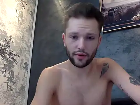 Snapshot of babykriss chatting on 11-06-25, 09:21 babykriss online show from 11-06-25, 09:21