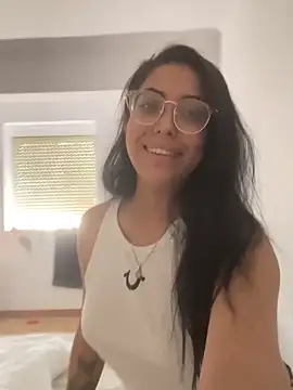 Snapshot of Lana18_lee1 chatting on 09-25-25, 02:10 Lana18 lee1 online show from 09-25-25, 02:10