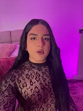 Dania Oconor online show from 11-25-25, 09:37