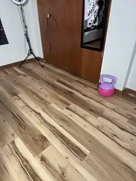 Snapshot of NeliaHexxen chatting on 10-19-25, 05:19 NeliaHexxen online show from 10-19-25, 05:19