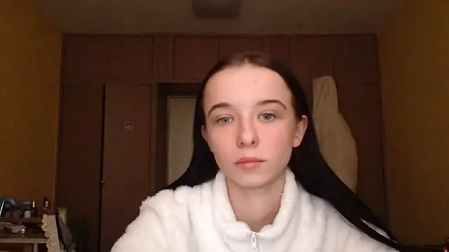 Emilia Light online show from 02-05-26, 11:37