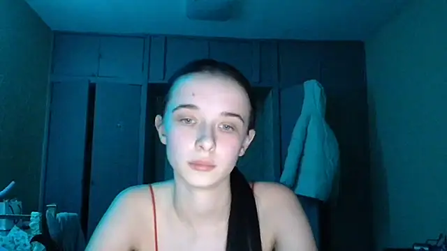 Emilia Light online show from 02-22-26, 03:54