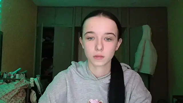 Emilia Light online show from 02-25-26, 06:34