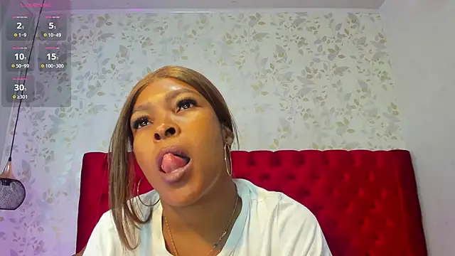 Snapshot of Layla_lell chatting on 02-10-26, 12:42 Layla lell online show from 02-10-26, 12:42