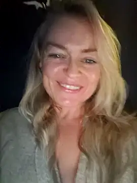 demidelightfulxx online show from 09-28-25, 07:41