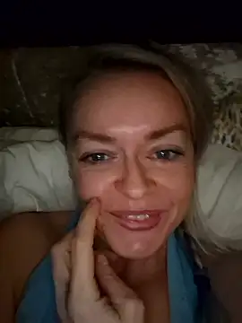 demidelightfulxx online show from 01-11-26, 08:36