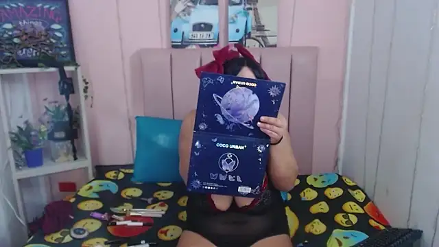 Snapshot of Cassie_Lane chatting on 11-06-25, 07:37 Cassie Lane online show from 11-06-25, 07:37