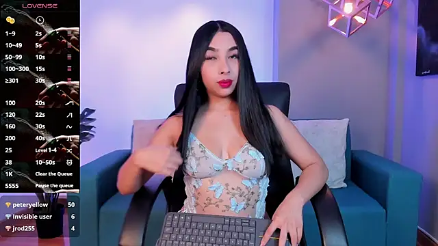 Caroline Millerr online show from 10-22-25, 08:08