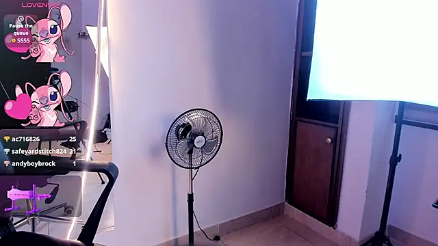 Caroline Millerr online show from 11-05-25, 08:09