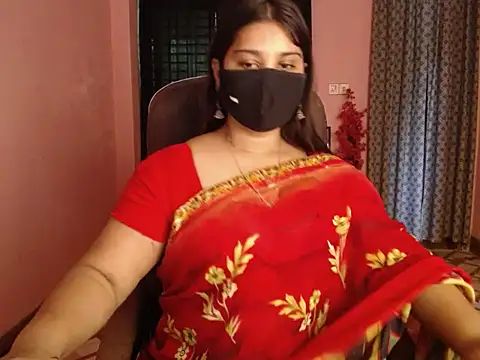 Queen Homaira online show from 09-29-25, 04:17
