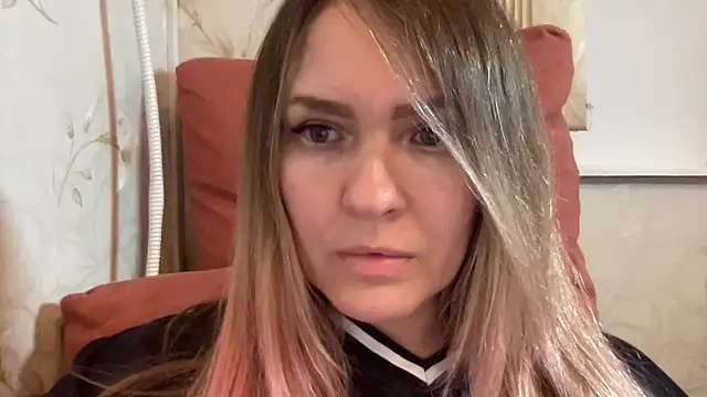 Snapshot of Milysoren chatting on 02-27-26, 04:40 Milysoren online show from 02-27-26, 04:40