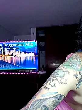 Snapshot of pinklajokr chatting on 11-08-25, 12:22 pinklajokr online show from 11-08-25, 12:22