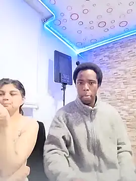 Snapshot of Yin_yang_hot chatting on 11-09-25, 03:16 Yin yang hot online show from 11-09-25, 03:16