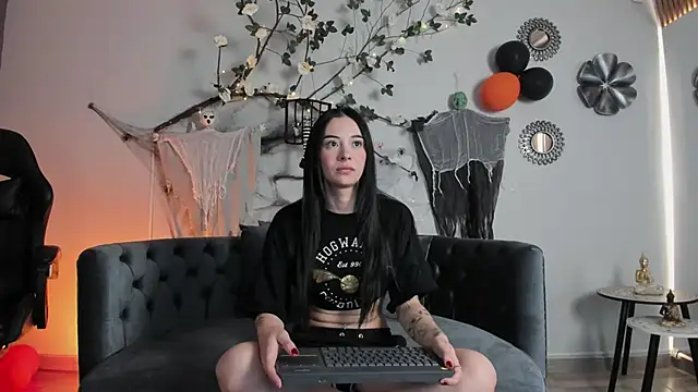 Snapshot of sashathompson2590 chatting on 10-13-25, 12:05 sashathompson2590 online show from 10-13-25, 12:05