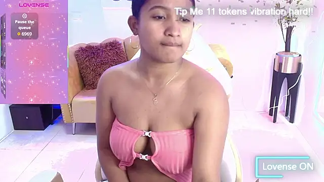 Kiara rox online show from 10-03-25, 01:02