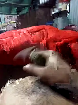 Snapshot of WrongAngle30 chatting on 12-20-25, 04:08 WrongAngle30 online show from 12-20-25, 04:08