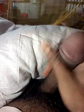 Snapshot of WrongAngle30 chatting on 01-08-26, 08:00 WrongAngle30 online show from 01-08-26, 08:00