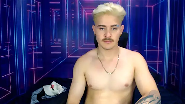 AlexPiersss online show from 10-18-25, 07:14