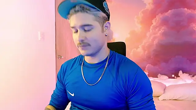 AlexPiersss online show from 11-07-25, 07:03