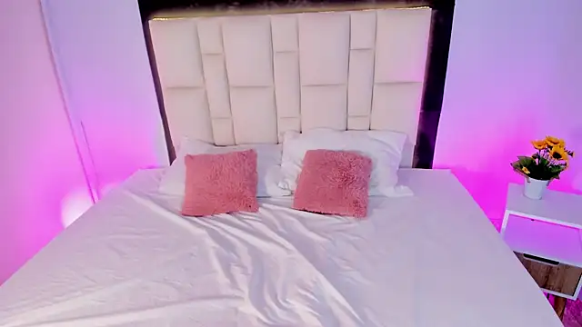 Athenea  fox online show from 10-11-25, 11:20